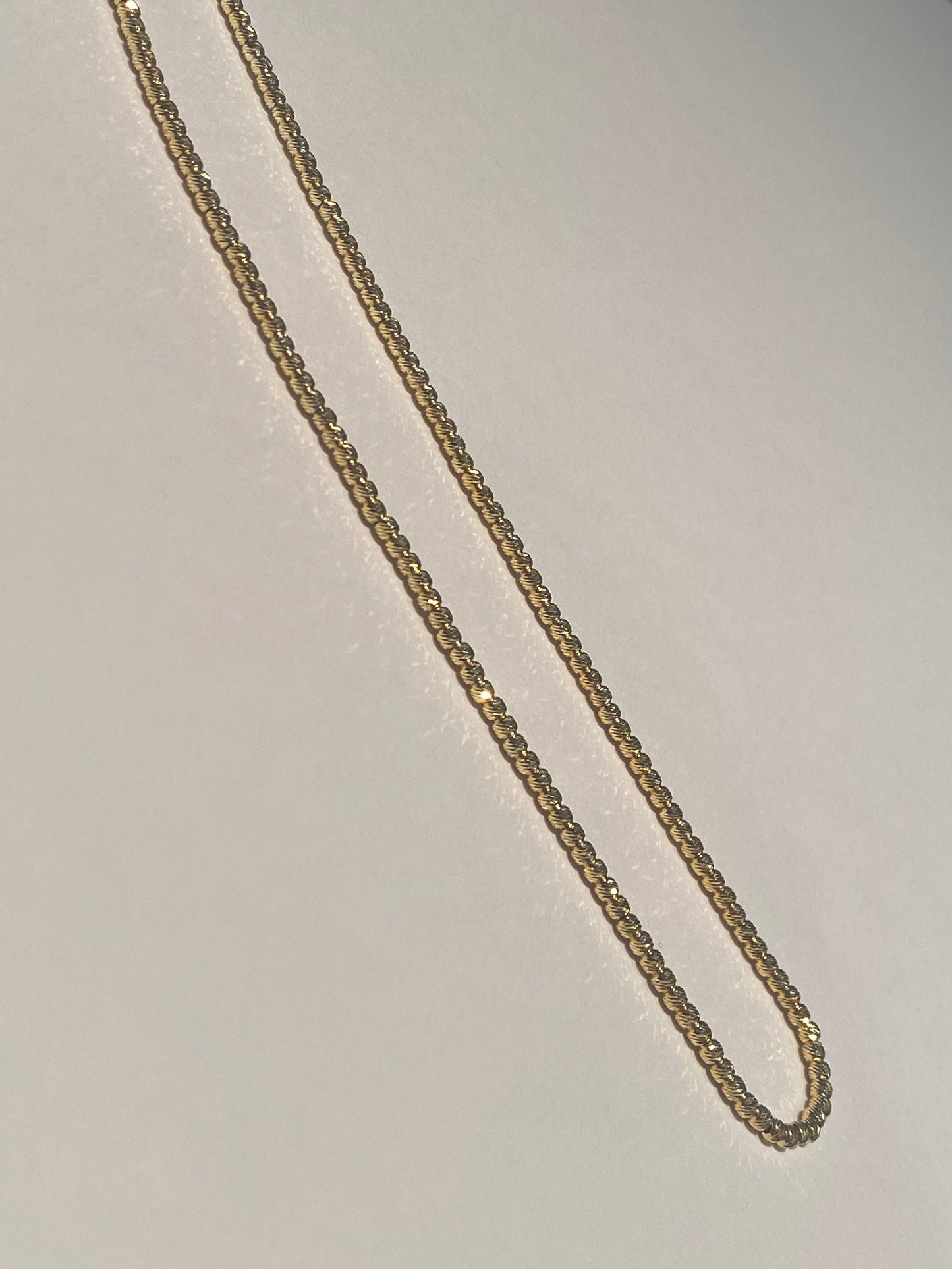 Collana Girocollo Dorata Sfere Diamantate
