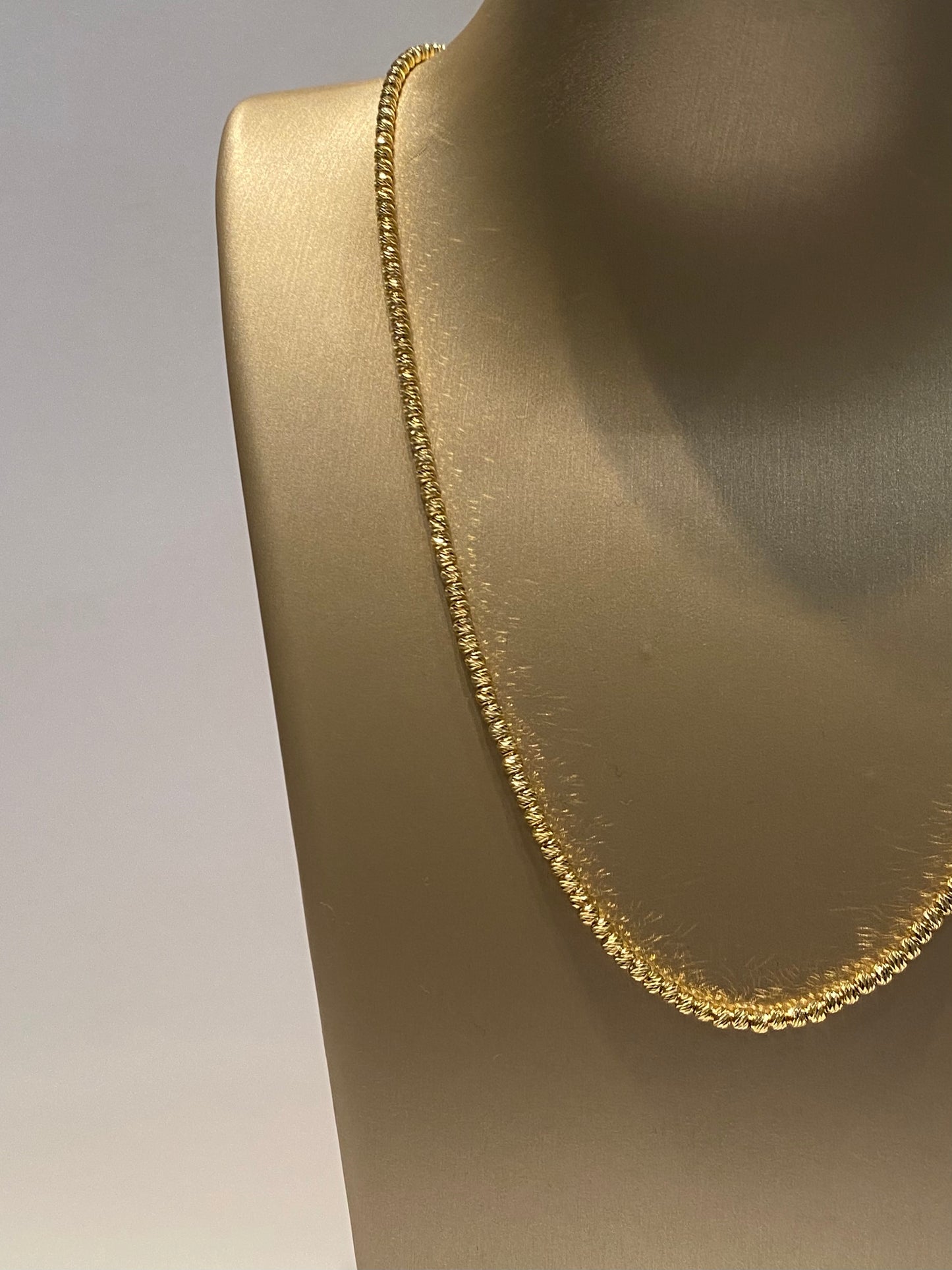 Collana Girocollo Dorata Sfere Diamantate