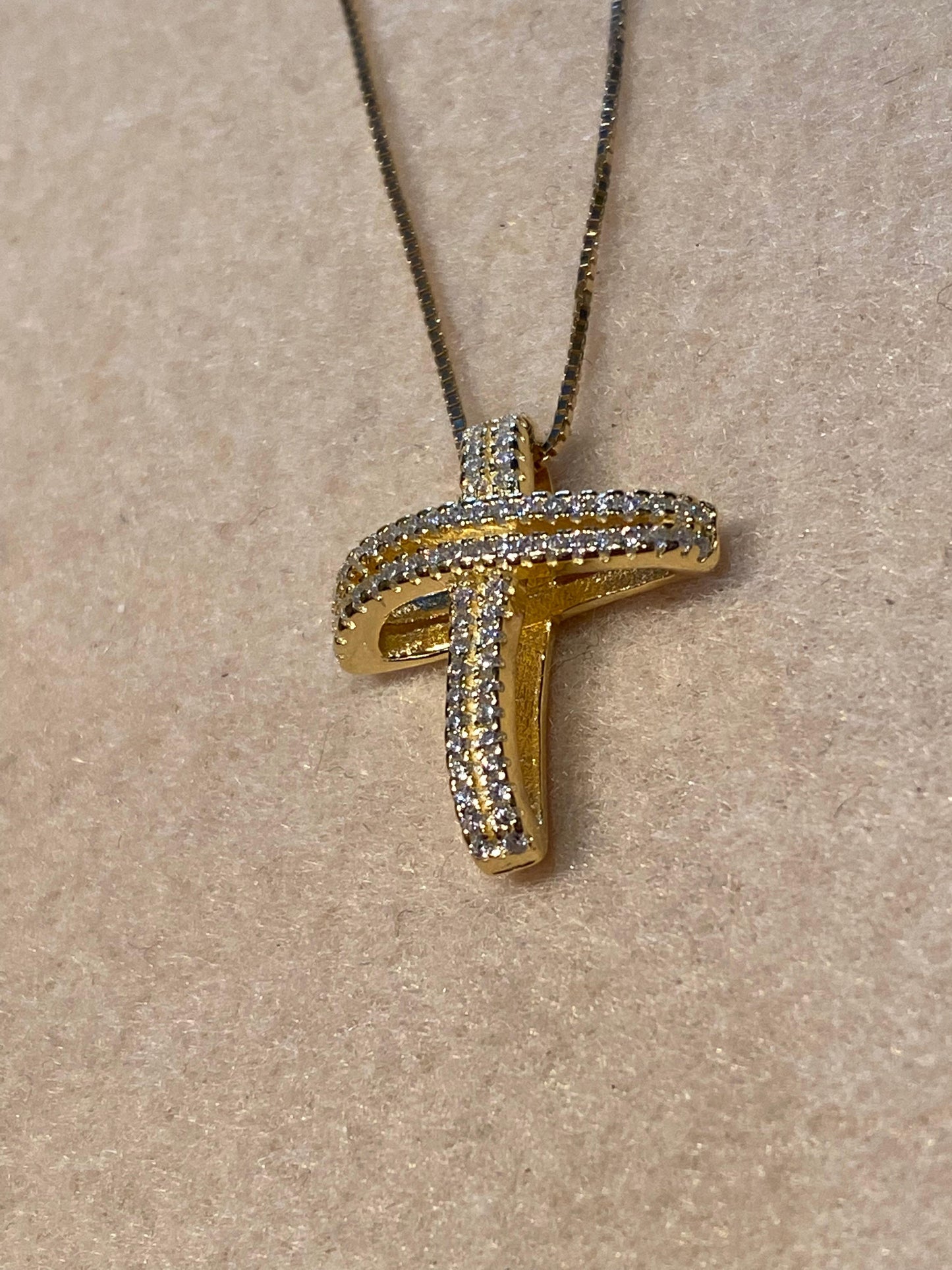 Collana Croce in Argento Dorato e Zirconi