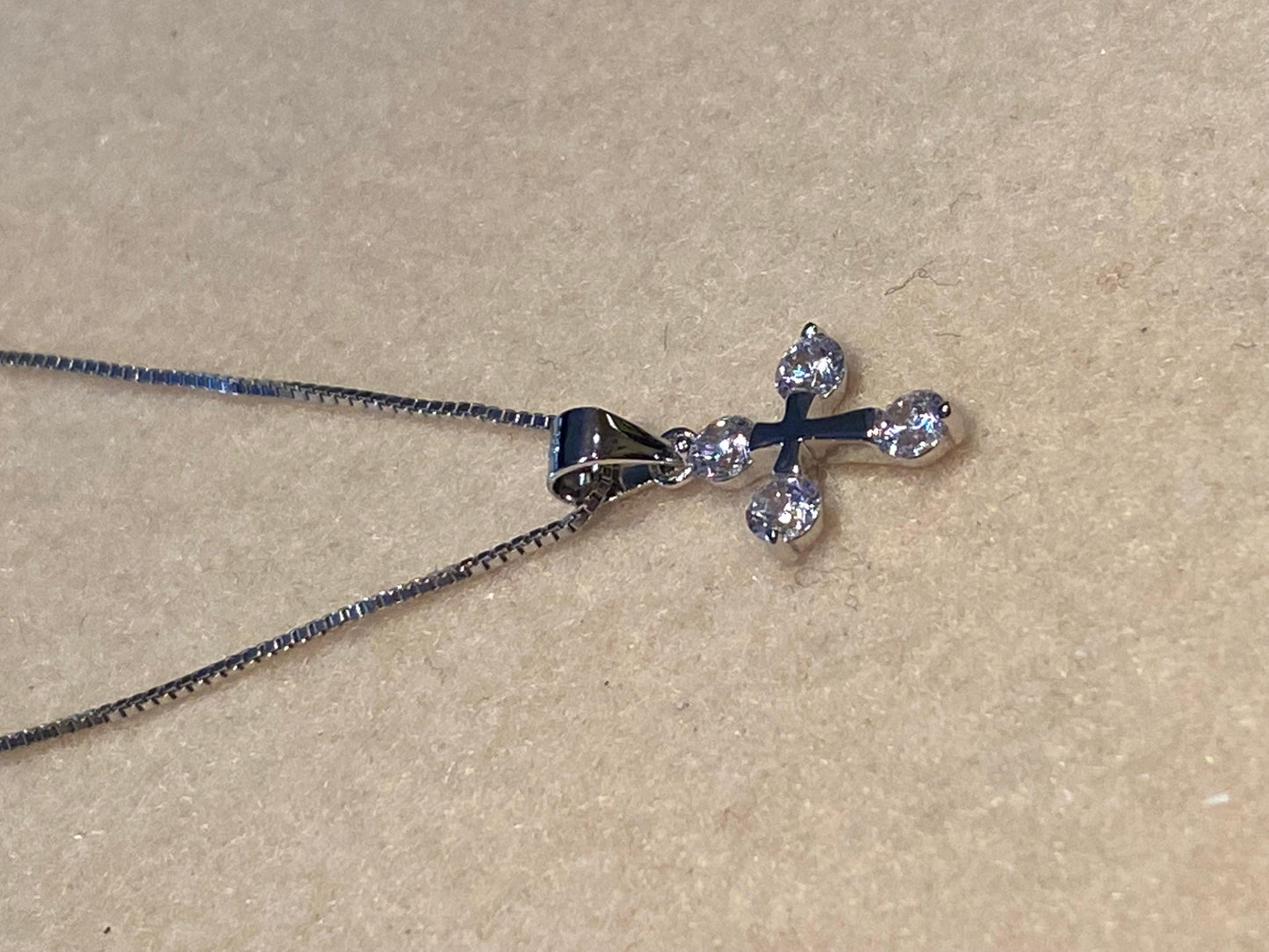 Girocollo Croce Mini Argento e Zirconi