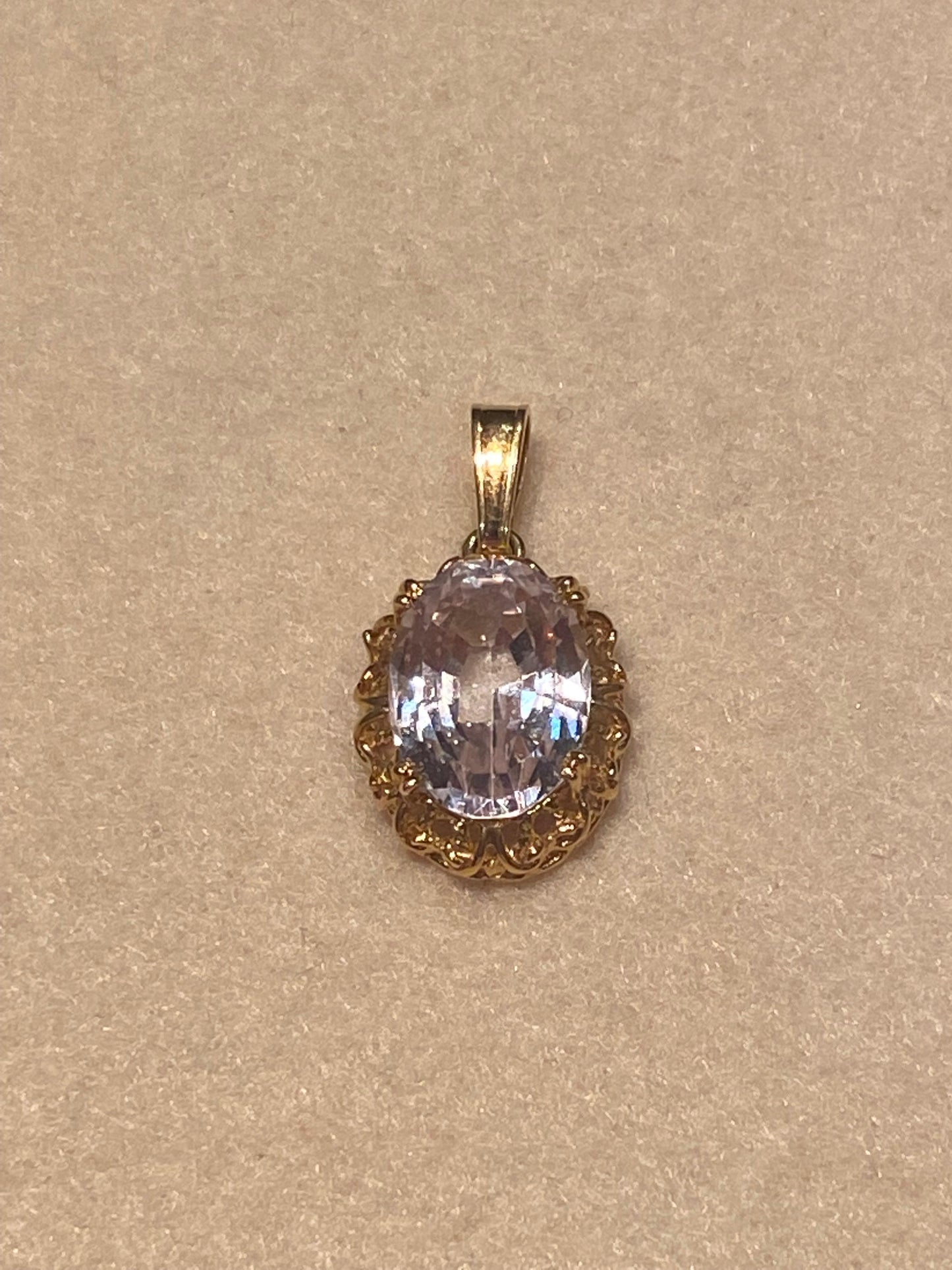 Ciondolo Vintage con Rosa di Francia Ovale