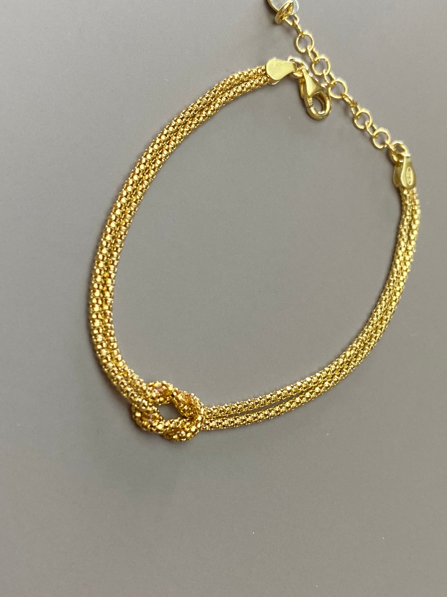 Bracciale Nodo D’Amore Dorato