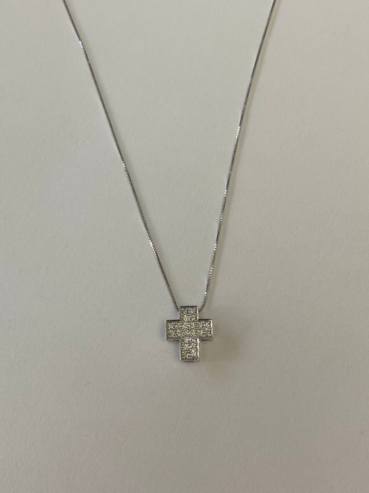 Collana in oro bianco 18K con croce in Pavé di diamanti