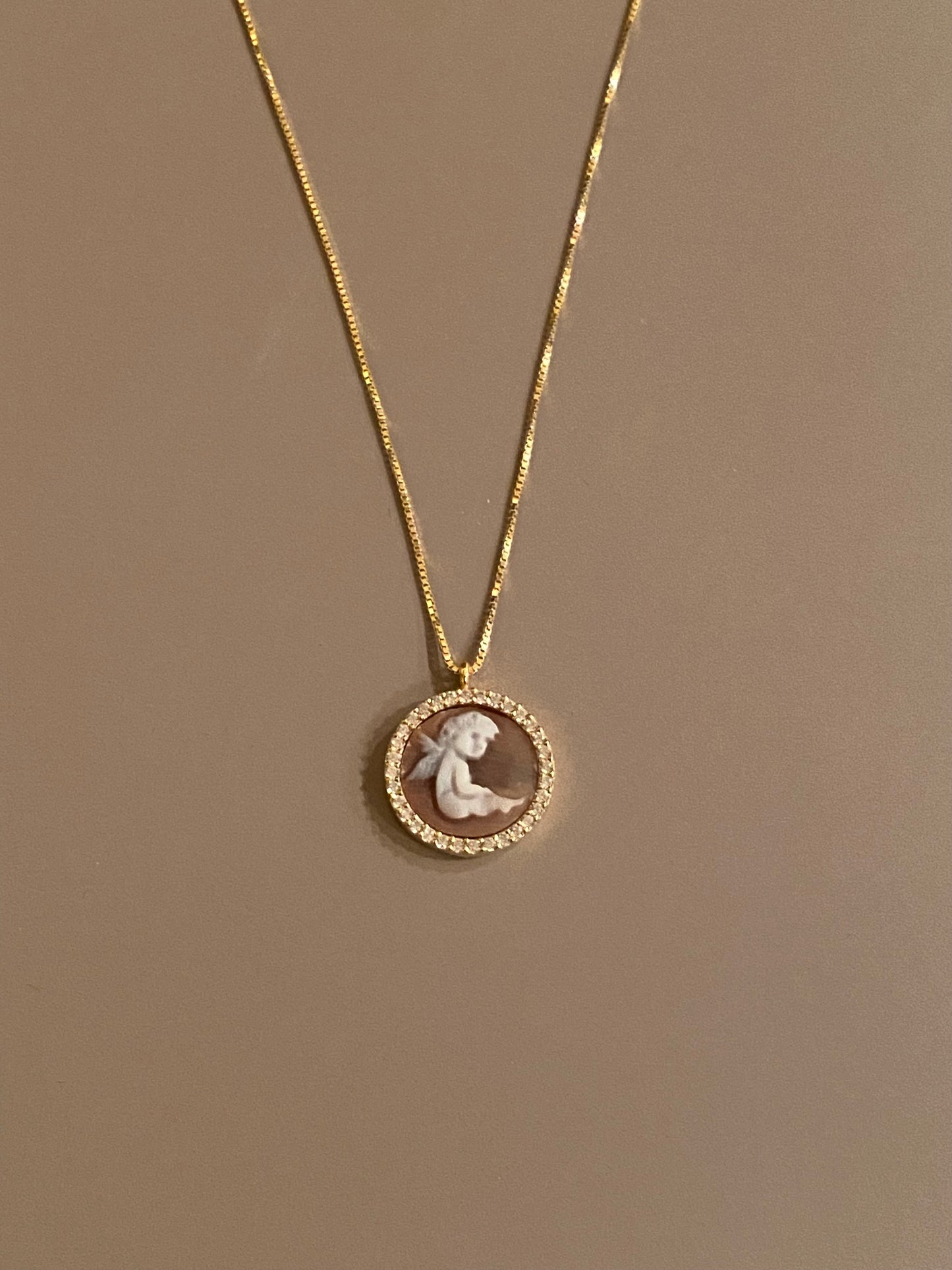 Collana Cammeo Angelo Seduto