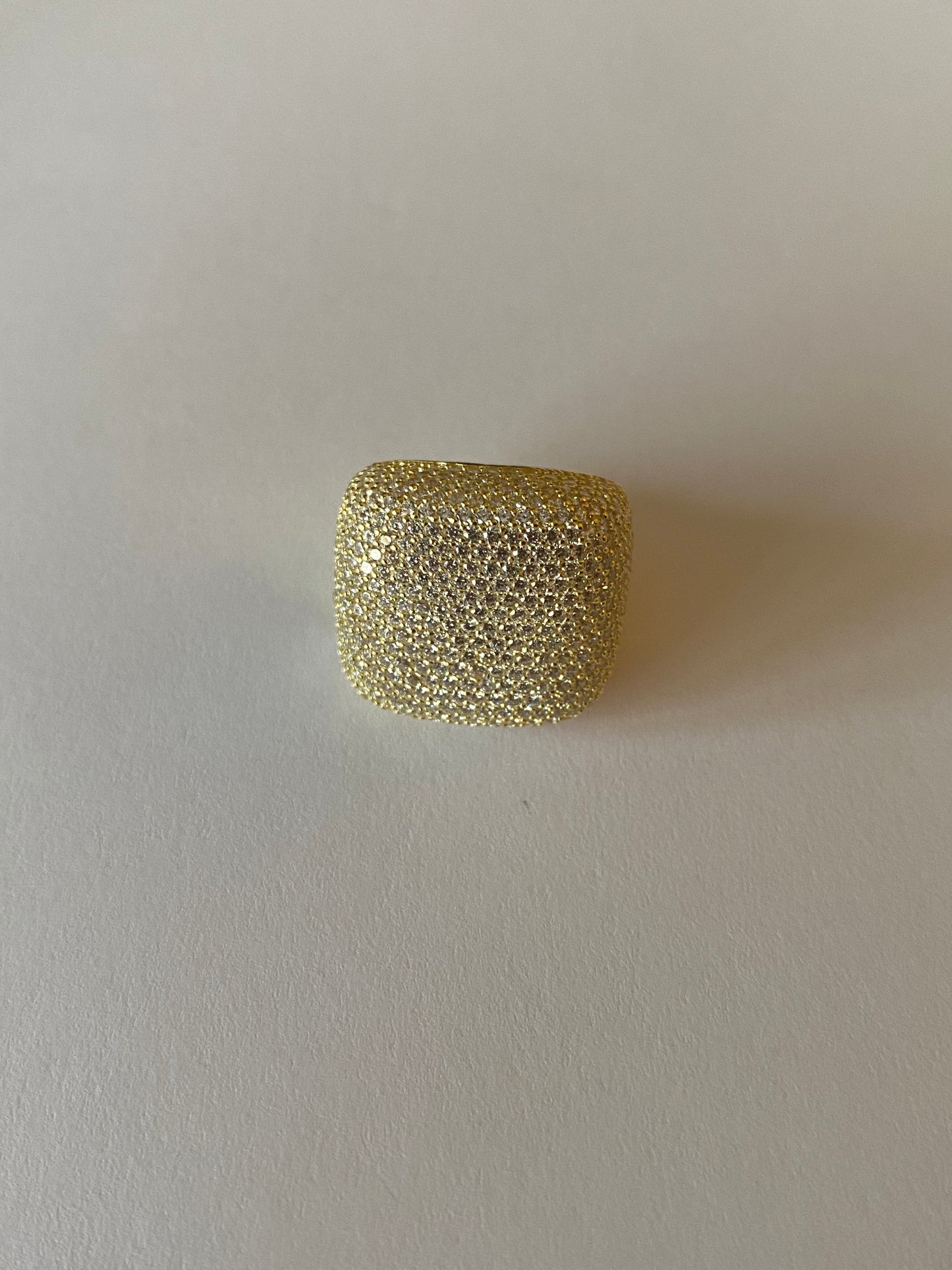 Anello Forma Squadrata in Pavé