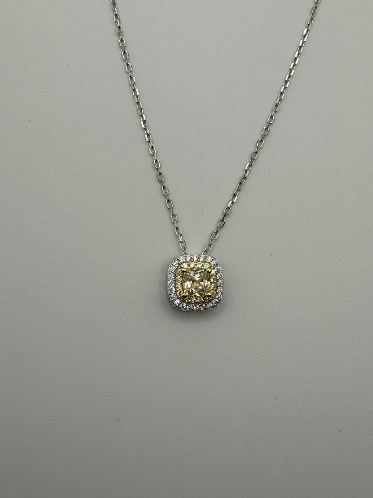 Collana Mimosa Quadrata