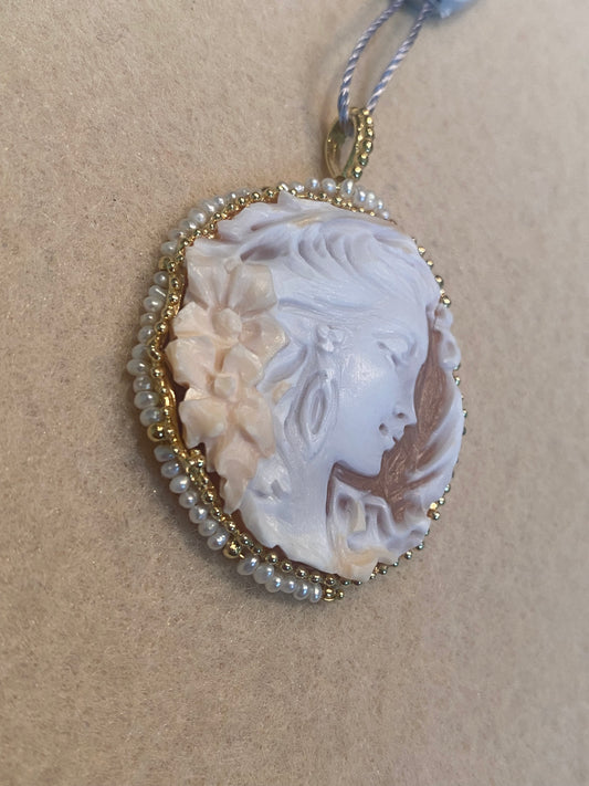 Ciondolo Cammeo Dama con Microperle