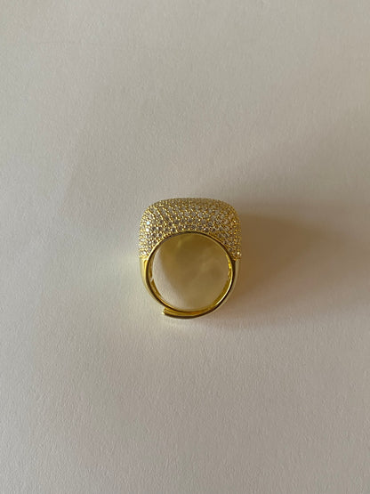 Anello Forma Squadrata in Pavé