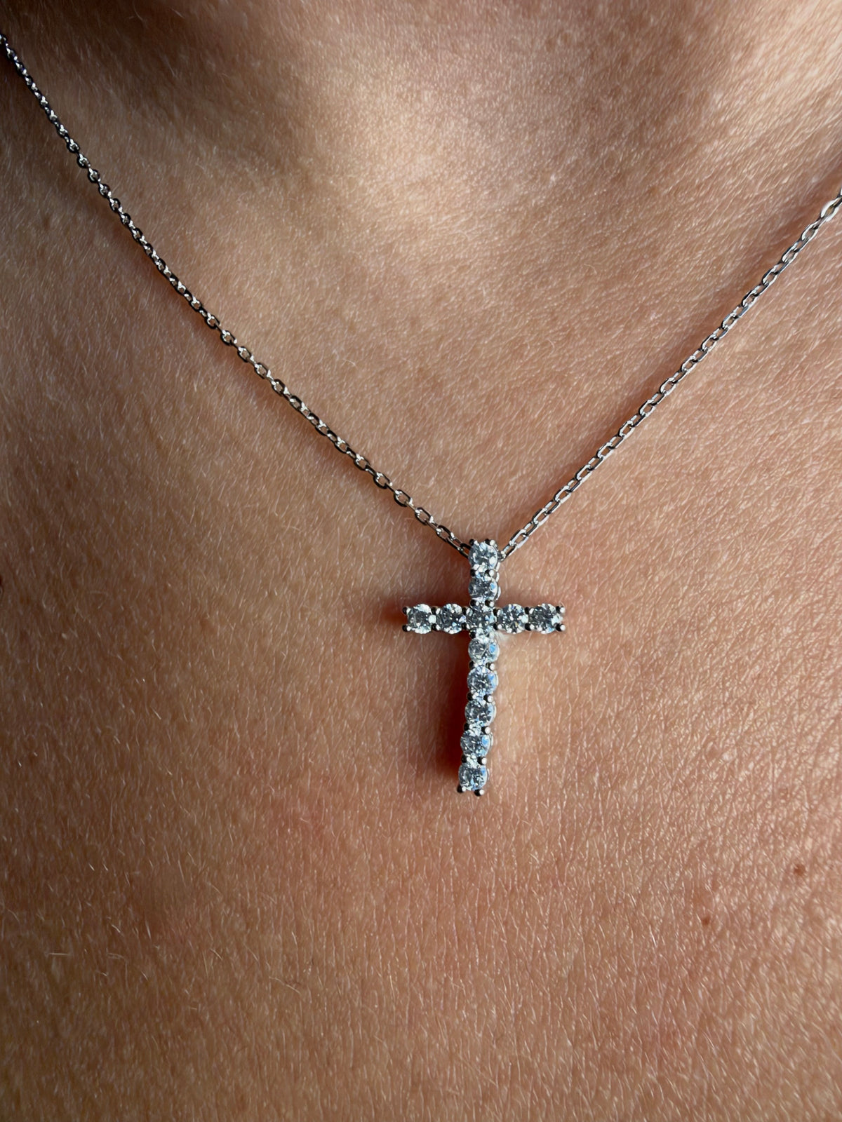 Collana con croce in argento 925 e Swarovski - Zumpano Gioielli