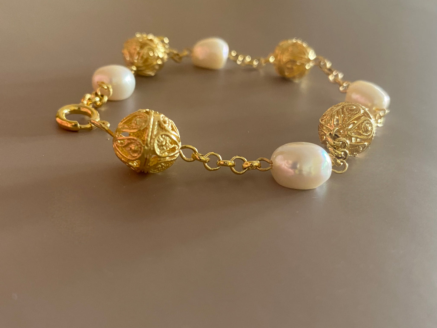 Bracciale Chicchi in Filigrana e Perle Barocche