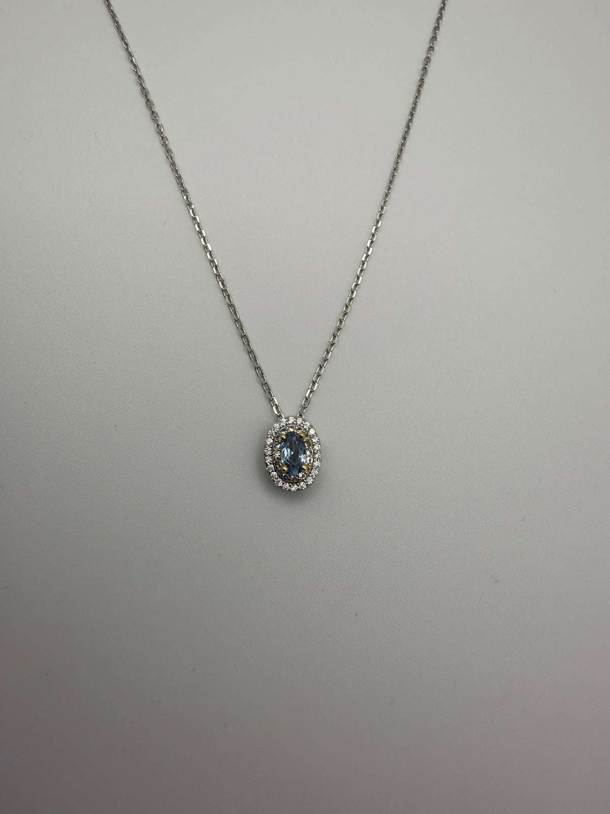 Collana Carezza Marina in argento 925 e Swarovski, dettaglio - Zumpano Gioielli⠋