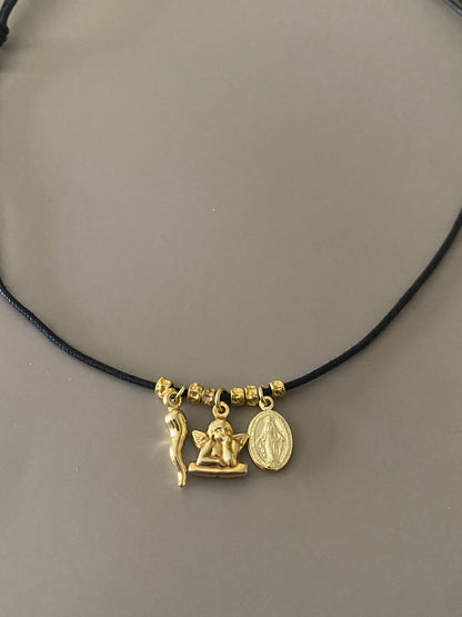 Choker con Charms e pepite