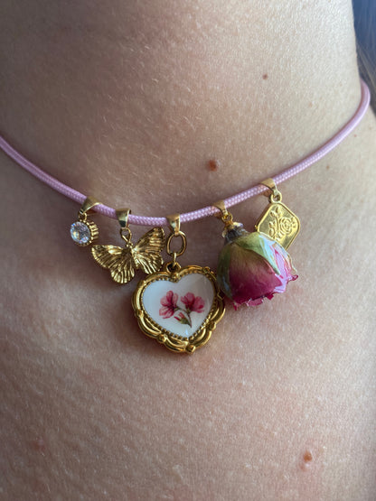 Cordoncino Magnetico Rosalie con Bocciolo Vero di Rosa🌹