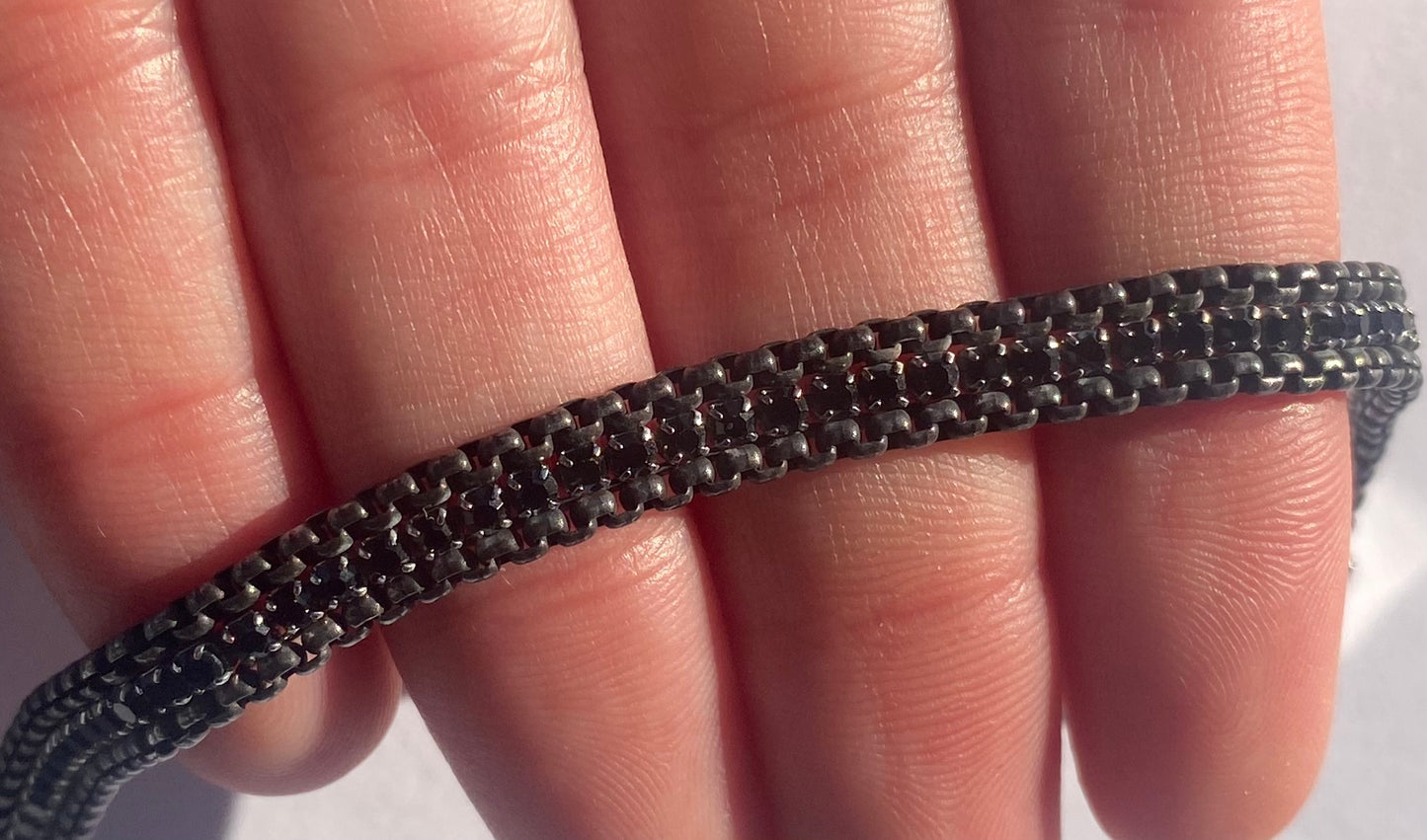 Bracciale con cubic zirconia neri