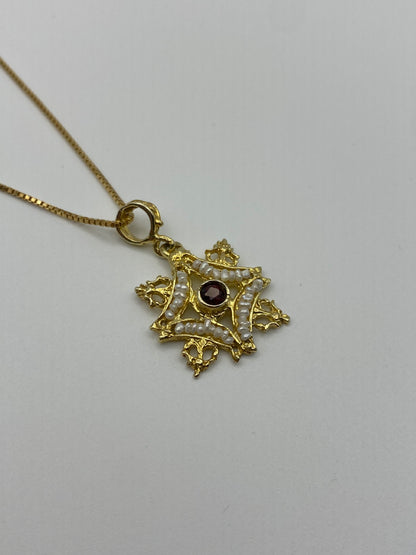 Collana con ciondolo in argento Dorato, pietra Rossa e Microperle