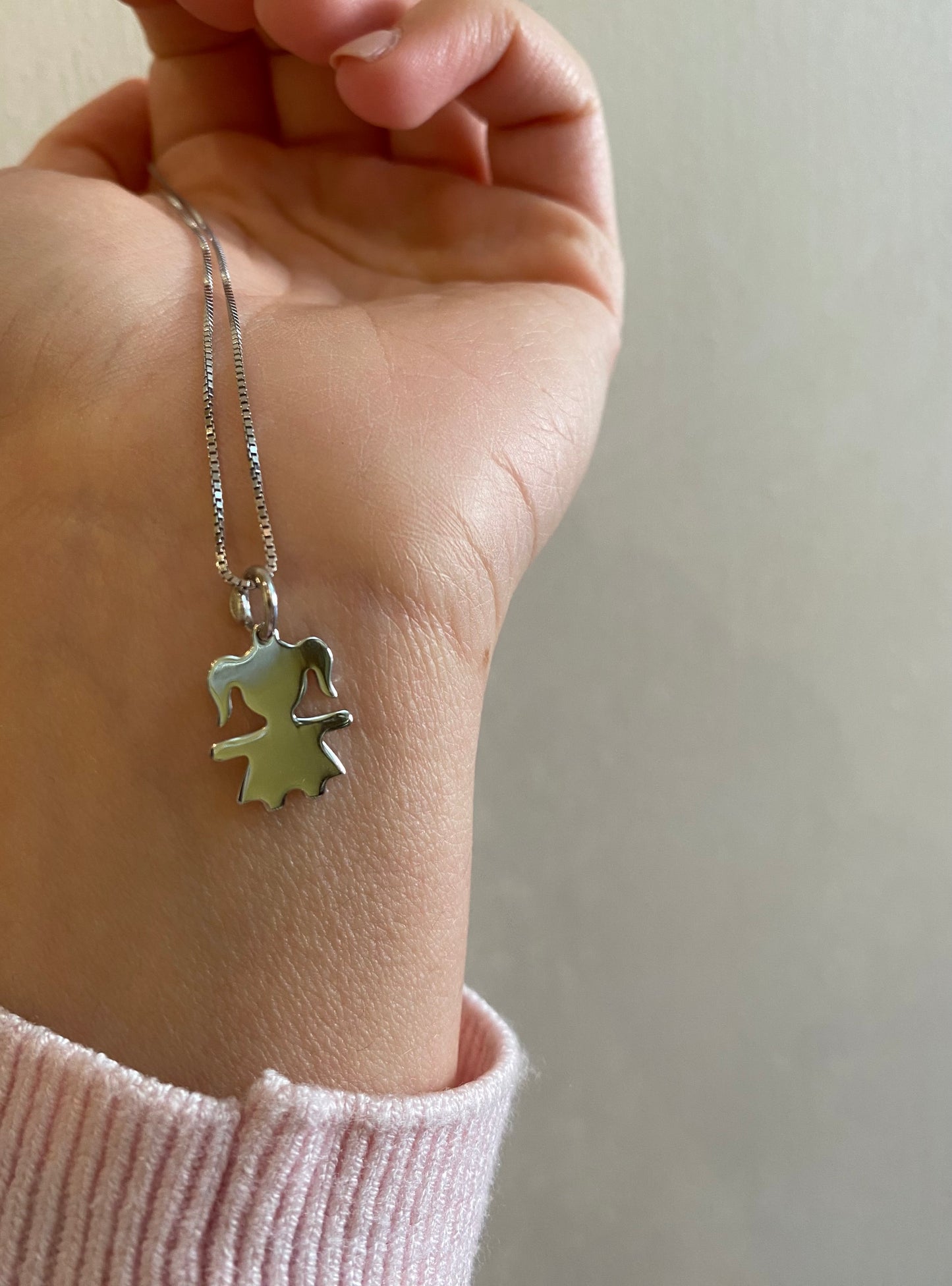 Collana con Ciondolo Bimba In Argento