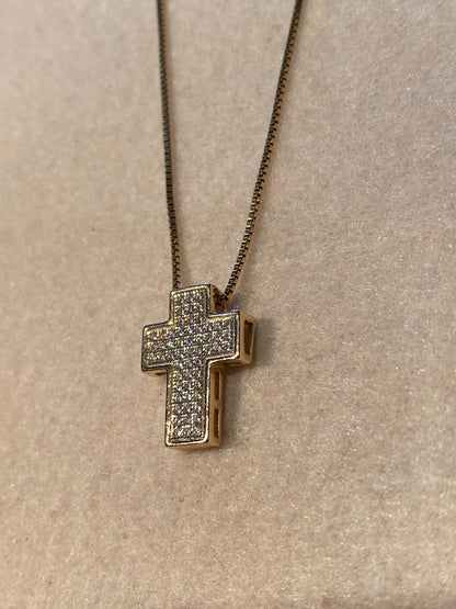 Collana Croce in Argento Dorato e Zirconi