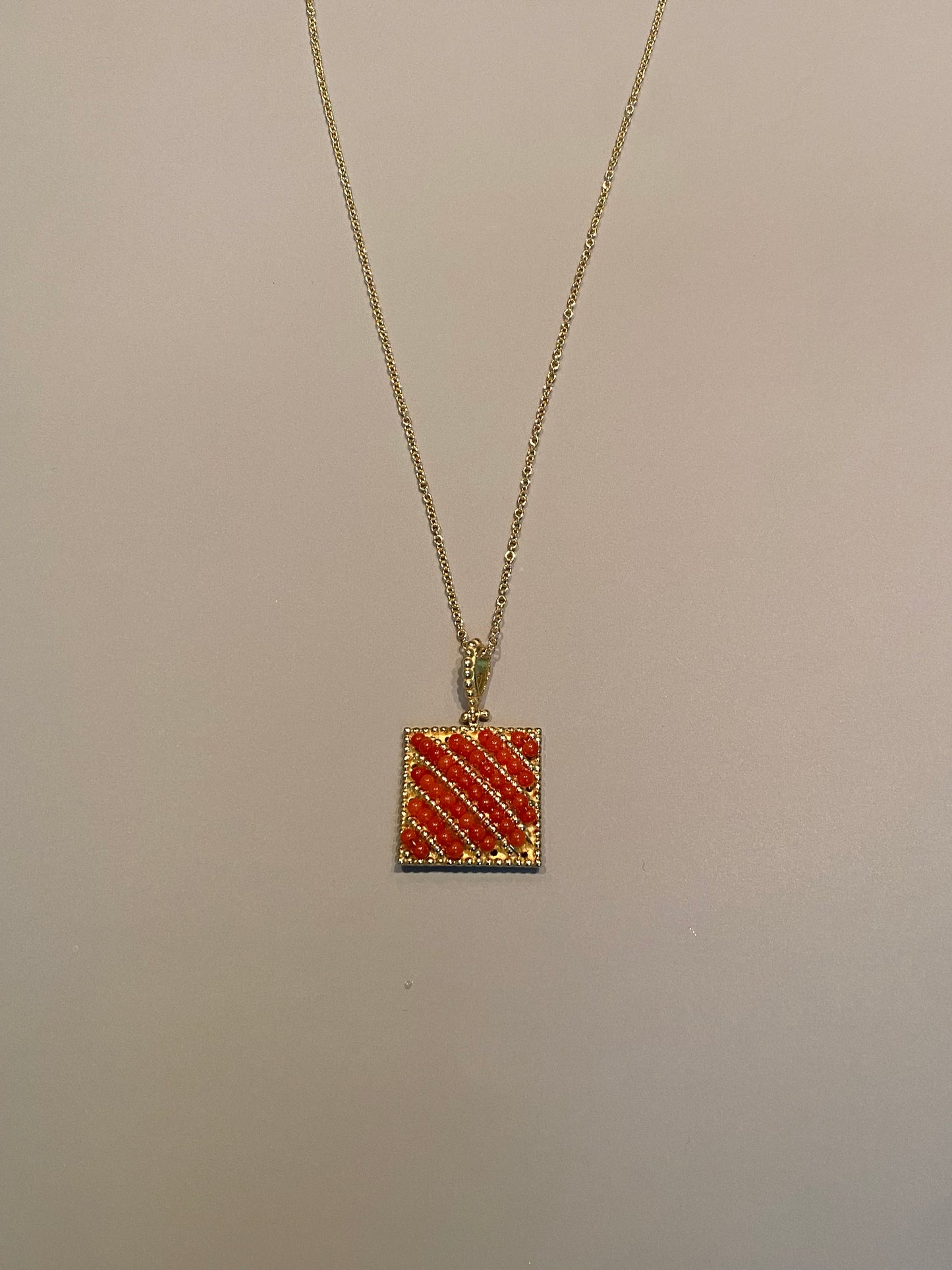 Girocollo in Argento Dorato con Coralli