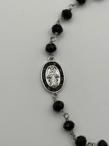 Bracciale Madonna Nero in argento 925, Swarovski e madreperla, dettaglio - Zumpano Gioielli