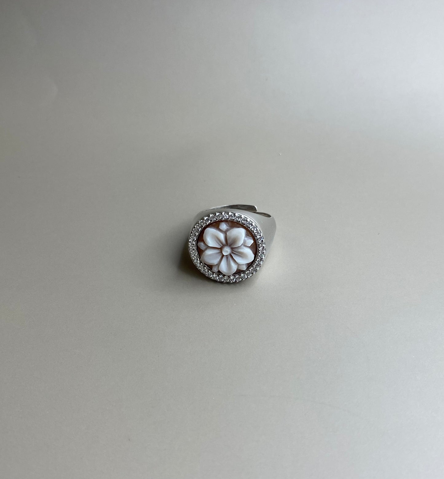 Anello Cammeo Fiore Argento Big