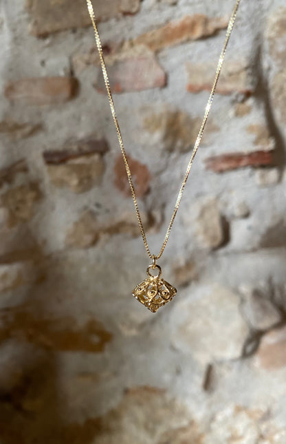 Collana Bottone